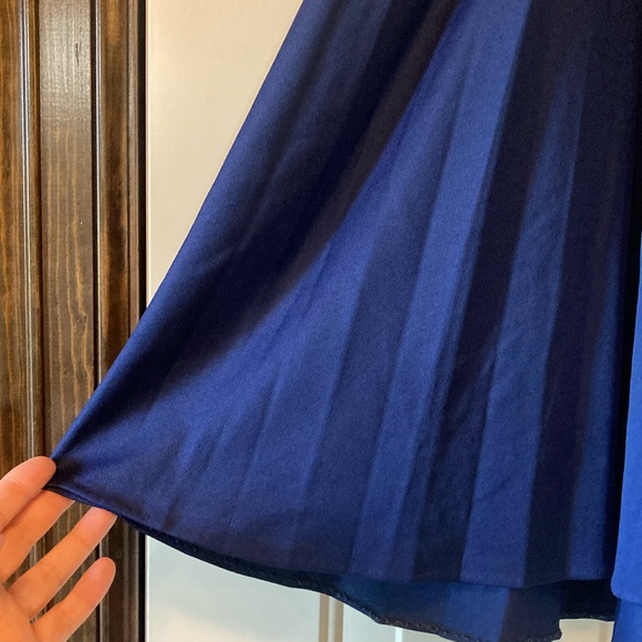 Medium Ambassador Navy Pleated Split Skirt - Picture 3 of 10